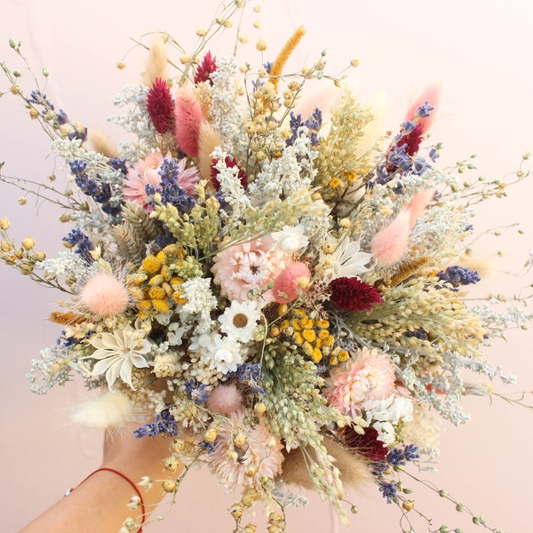 Rêve de pêche et bouquet de fleurs sauvages de lavande / Bouquet printemps-été pour mariage / Bouquet neutre avec des tons pastel