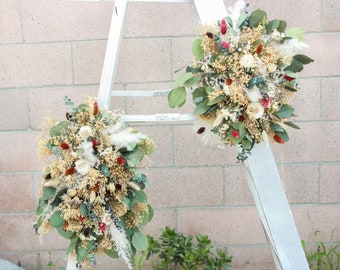 Arch Table Decor arrangement in Neutral Rust tone with Eucalyptus Greenery & Pampas grass