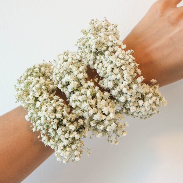 Dried Babies Breath Wrist Corsages / Floral Corsage Bracelet / Dried flowers Wedding Accessory / Handmade Bridesmaid Wrist Corsages