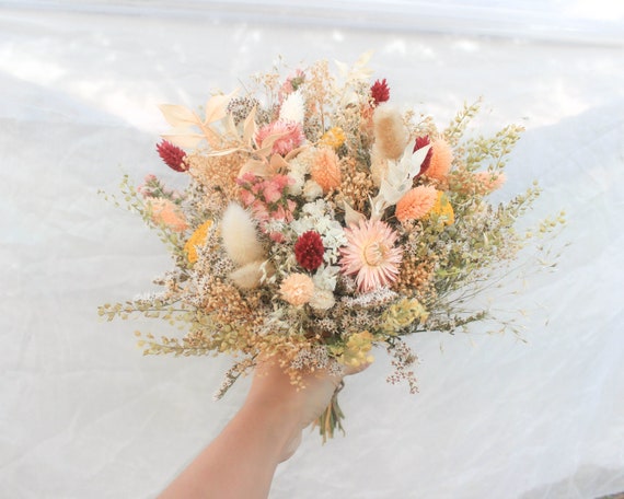 Pink Dream Peach Dried Flowers Bouquet / Preserved Daisy Rose Flowers  Bouquet / Wedding Bridal bouquet / Preserved silver grey herbs Natural