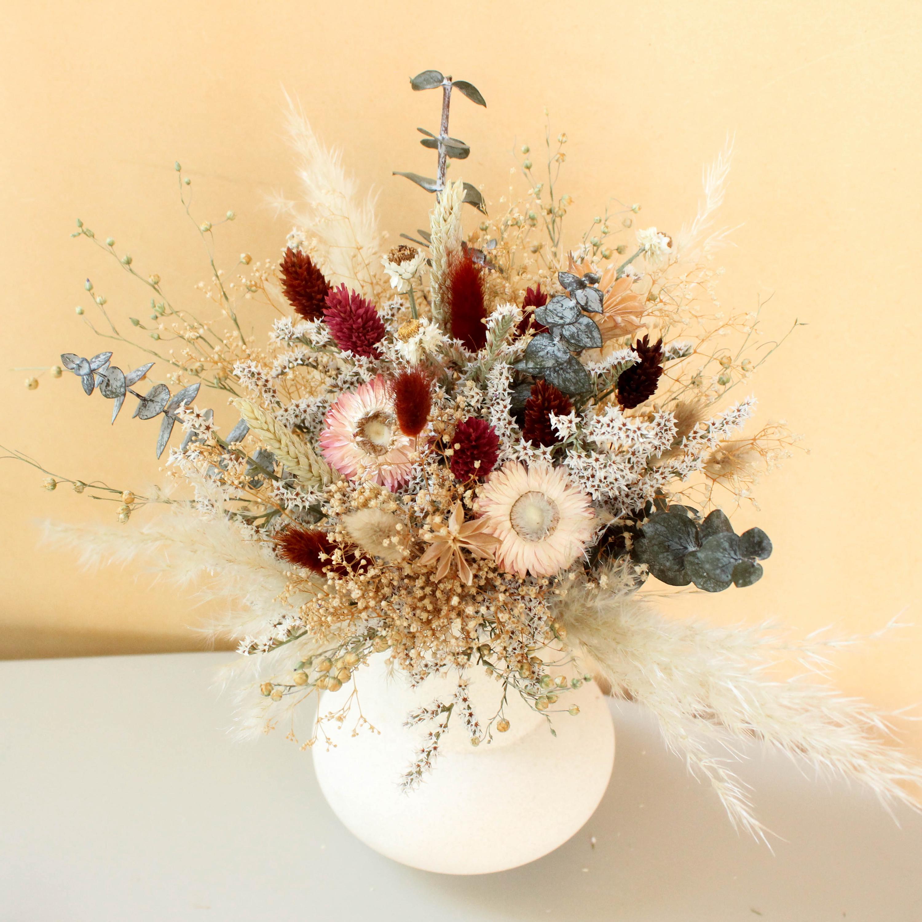 Neutral Rust Dried Flower Bouquet