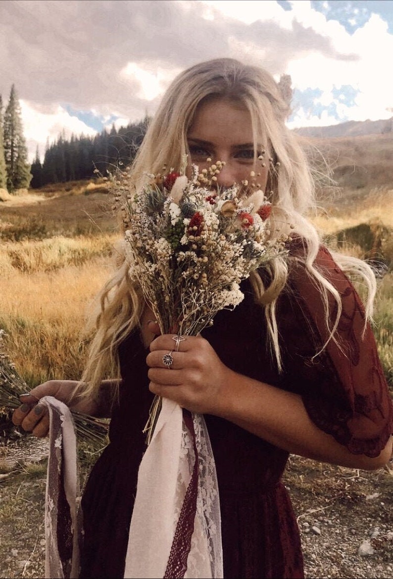 Blue Thistle Burgundy Dried Flowers /Preserved Daisy Flowers Greenery Bouquet /Mix of Blush Peach flowers / Fall Winter Bridal bouquet image 3