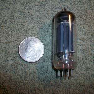 Lot of 8 Medium  9 pin style vacuum tubes, radio tubes for use in arts crafts or steampunk projects