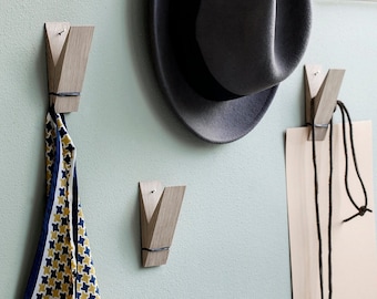 Wooden wall hook, small clip, storage