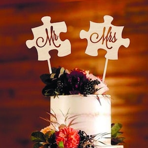 Puzzle cake topper Wedding Cake Topper wood Mr and Mrs cake topper gold Wood Rustic Wedding Puzzle Cake Topper Two Puzzle Pieces puzzle
