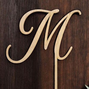 Décoration de gâteau personnalisée mariage lettre M initiale personnalisée de gâteau de mariage monogramme M de gâteau de mariage or mariage rustique