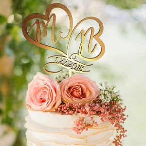 Dois corações monograma bolo topper ouro bolo topper data carta m topper casamento dourado personalizado topper iniciais bolo topper casamento rústico