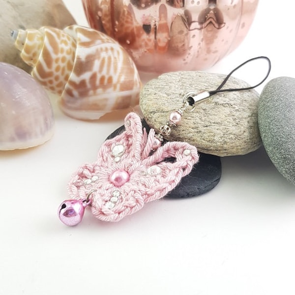 Bijou de portable / mobile Papillon au crochet rose