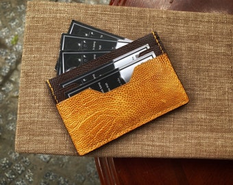 Titular de tarjeta de cuero dorado / Cartera de titular de tarjeta pequeña / Cartera de tarjeta minimalista / Titular de tarjeta delgada / Cartera para tarjetas / Titular de tarjeta para hombres