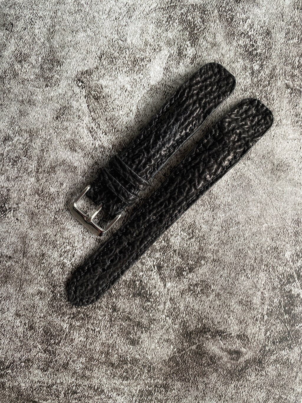 Cinturino MBello In Vera Pelle Con Fibbia A Farfalla – Eleganza Senza Tempo Per Il Tuo Orologio (20mm, Blackxgold Clasp)