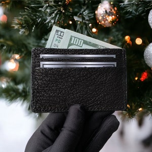 Cadeau voor hem Black Shark lederen kaarthouder | Kleine kaarthouder portemonnee | Minimalistische kaartportemonnee | Portemonnee voor kaarten | Kaarthouder voor mannen