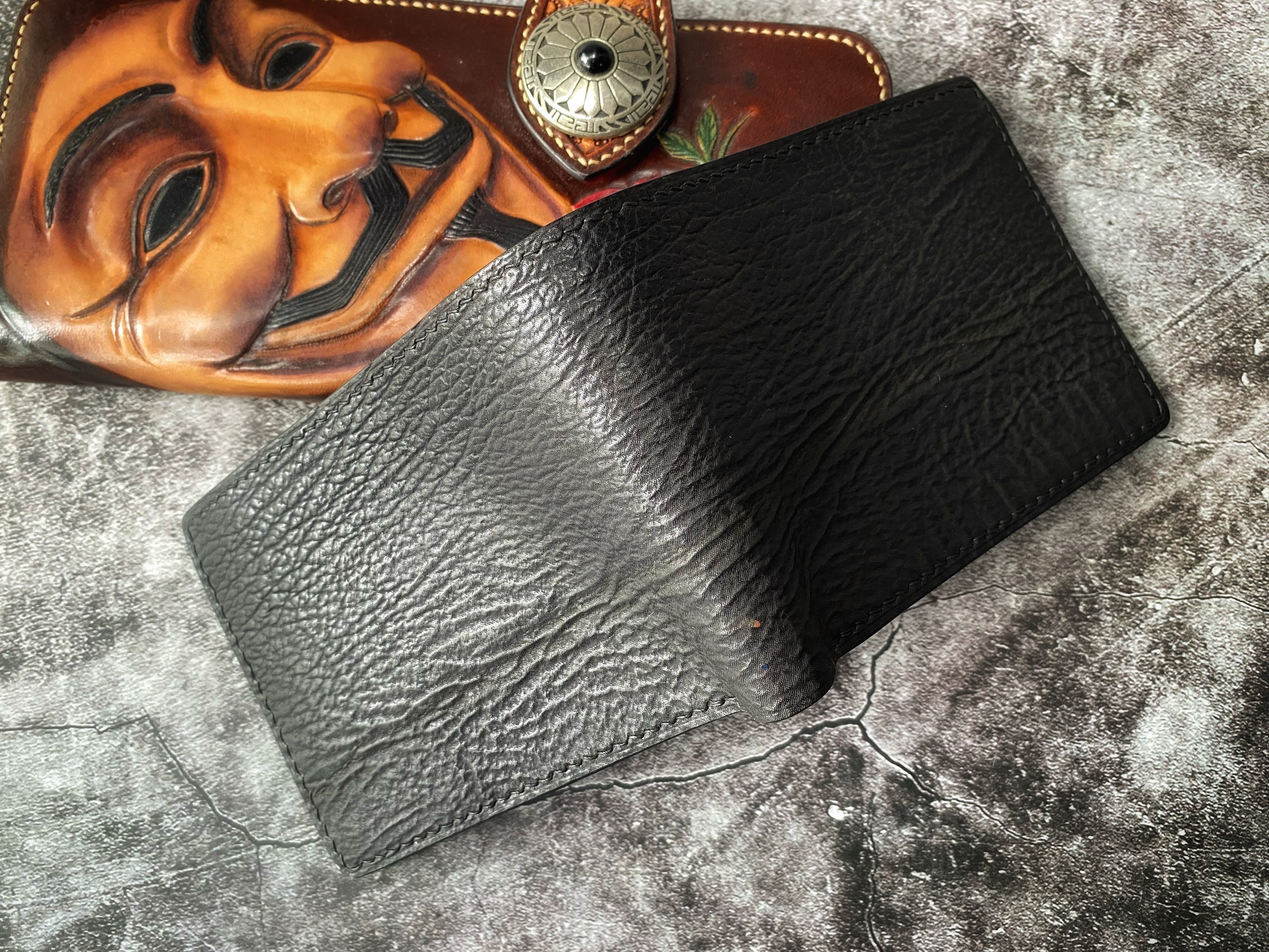 Black Shark Bifold Wallet Medium 6 Card Slots 