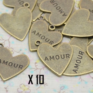 10 breloques coeur, avec texte message amour, en métal bronze