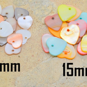 15 hjärtberlocker eller hängen, pastellfärgad pärlemor, flerfärgad mix, barnkreation