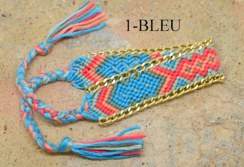 1 bracelet tressé, fil brésilien, macramé, manchette, largeur 2cm, chaine métal doré, rouge jaune violet bleu 1-BLEU