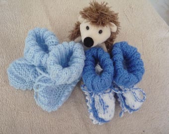Set of 2 pairs of booties