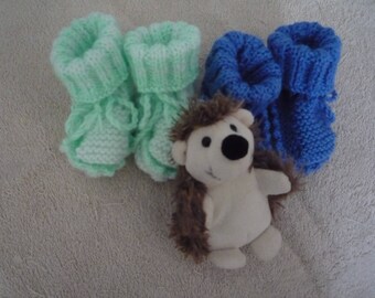 Set of 2 pairs of booties
