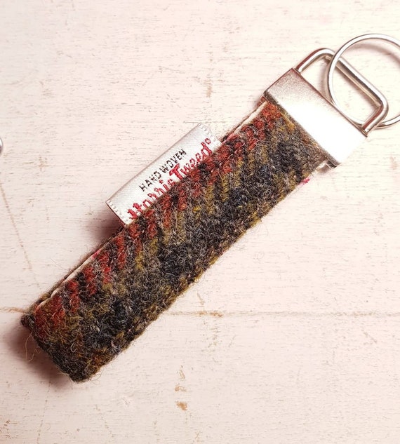 GENUINE HARRIS TWEED KEYRING FOB JADE GREEN /& RED BAG CHARM CHRISTMAS GIFT KEYS