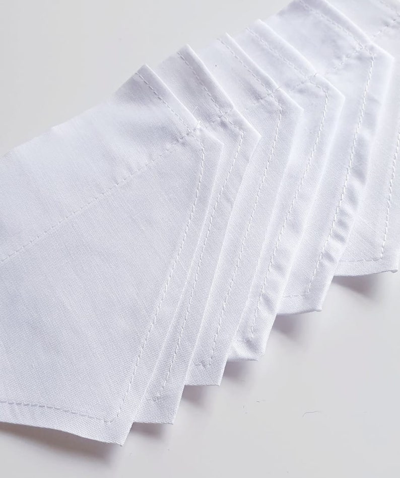 6 x Blank Dog BANDANAS White Cotton All Medium Size For Personalising Crafts Printing Embroidery Vinyl Slide On Collar Style ME1