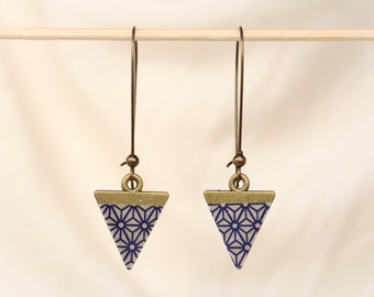 Long handmade fancy earrings with navy and bronze Japanese motifs, Taiyaki model
