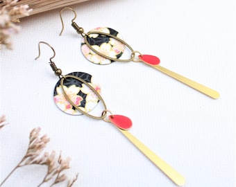 Boucles d'oreilles longues japonaises fleurs blanches rose corail ou fuchsia et bronze Modèle Jasmin