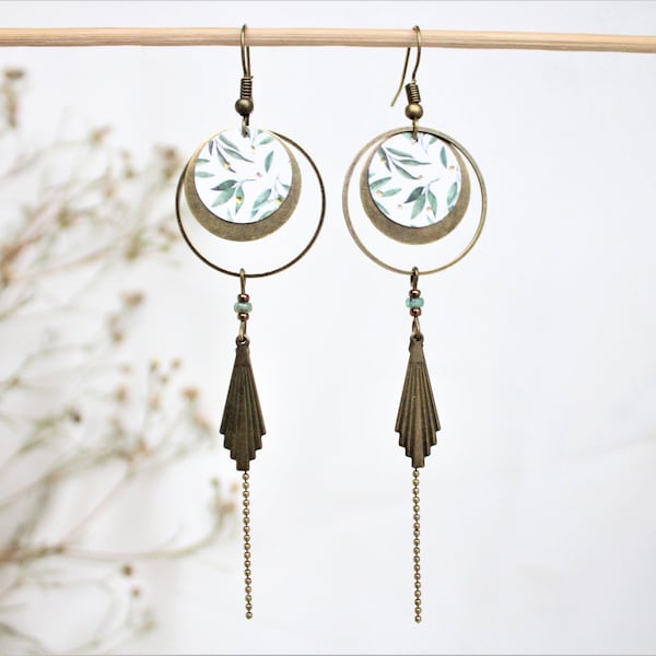 Boucles d'oreilles longues style baroque art deco bronze et vert clair feuilles ou fleurs recyclage beau papier