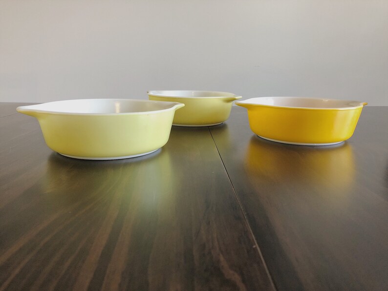 USA Yellow Pyrex Bowls 3 Vintage Pyrex Baking Dishes 1 Pint Pyrex Ovenware