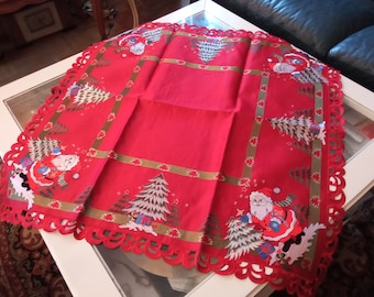 Tea table centerpiece embroider Christmas