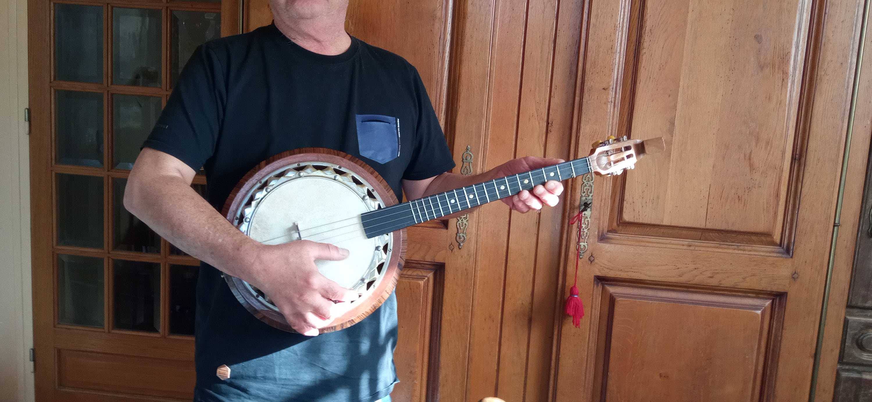 Banjo à 4 cordes, Caraya