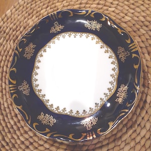 ZSOLNAY POMPADOUR I Vtg Demitasse Saucer Cobalt Blue-24K Gold Accents 1 Piece  Peca, Hungary