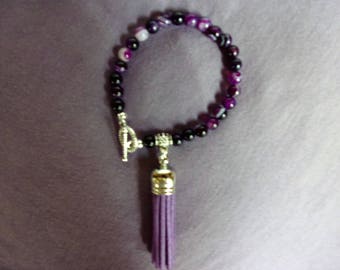 Beautiful purple banded agate bracelet with 58 cm tassel