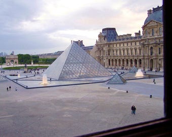 Paris Photography, Louvre Pyramid in Cour Napoleon, Paris Prints, Paris Louvre Museum Photo, Paris Art Museum, Travel Photography