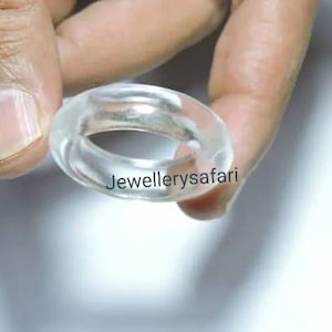 1 Piece Adorable Natural Rock Crystal Quartz Smooth Polished Full Gemstone Made Ring Band/Fashion Jewellery/Gemstone Ring Band.
