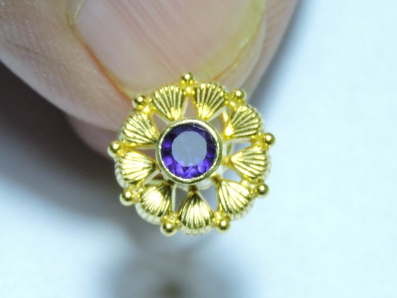 1 Piece Stylish 92.5 Sterling Silver With 24kt Gold Plated Natural Kanela Mines Purple Amethyst Gemstone Indian Nose Stud For Pierced Nose.