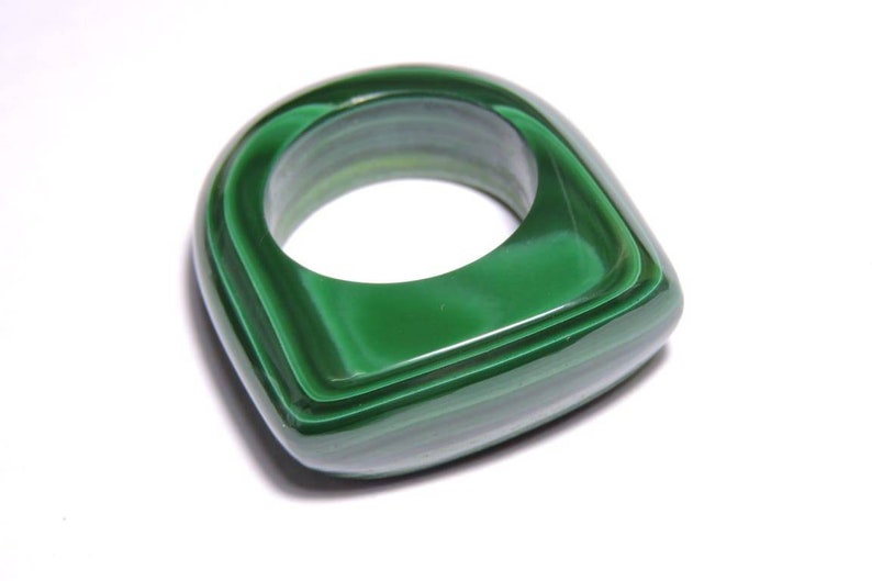 1 Piece Extremely Beautiful Natural Malachite Smooth Polished Fancy Shape Single Gemstone Made RingGood Quality Malachite Ring.