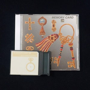 Tarjeta de diseños de bordado de joyería de oro #28 para máquinas de bordar Janome 8000 9000 Elna Kenmore