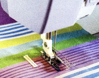 Husqvarna Viking  Adjustable Buttonhole Foot for Sewing Machines Models from groups 1-7