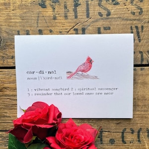 "Grußkarte ""Kardinal Definition"" mit Original-Kardinal Aquarell, 10 cm x 14 cm, enthält Kuvert und Beileidskarte mit Rosen-Sticker-Dose."