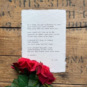 Deine Worte sind ewiges Gedicht von R. CLift auf 13x18, 20x10, 11x14 handgeschöpftem Papier, Erinnerungen und Vermächtnis, Schriftsteller, Abschlussfeier, Kondolenzgeschenk