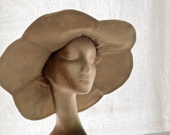 Handgefertigter Tulpenhut - Designer Wendehut mit breiter Krempe - Großer Kopf 59-61 cm - Geschenk für Sie