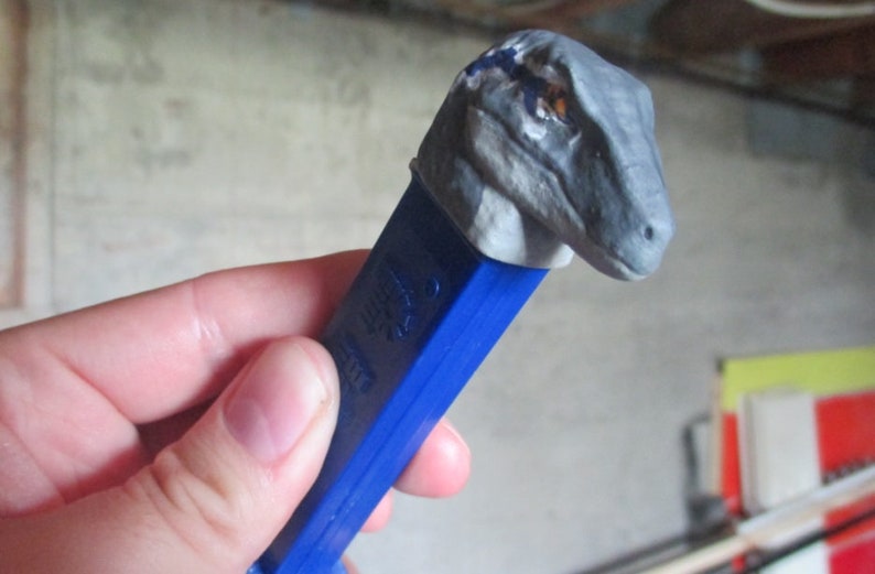 Fallen Kingdom Velociraptor Blue Pez Dispenser Repaint 2018 Jurassic World