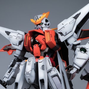 Painted Bandai MG 1/100 "Gundam Kyrios"
