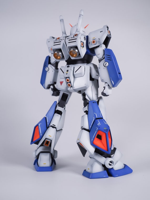 Bandai MG 1/100 