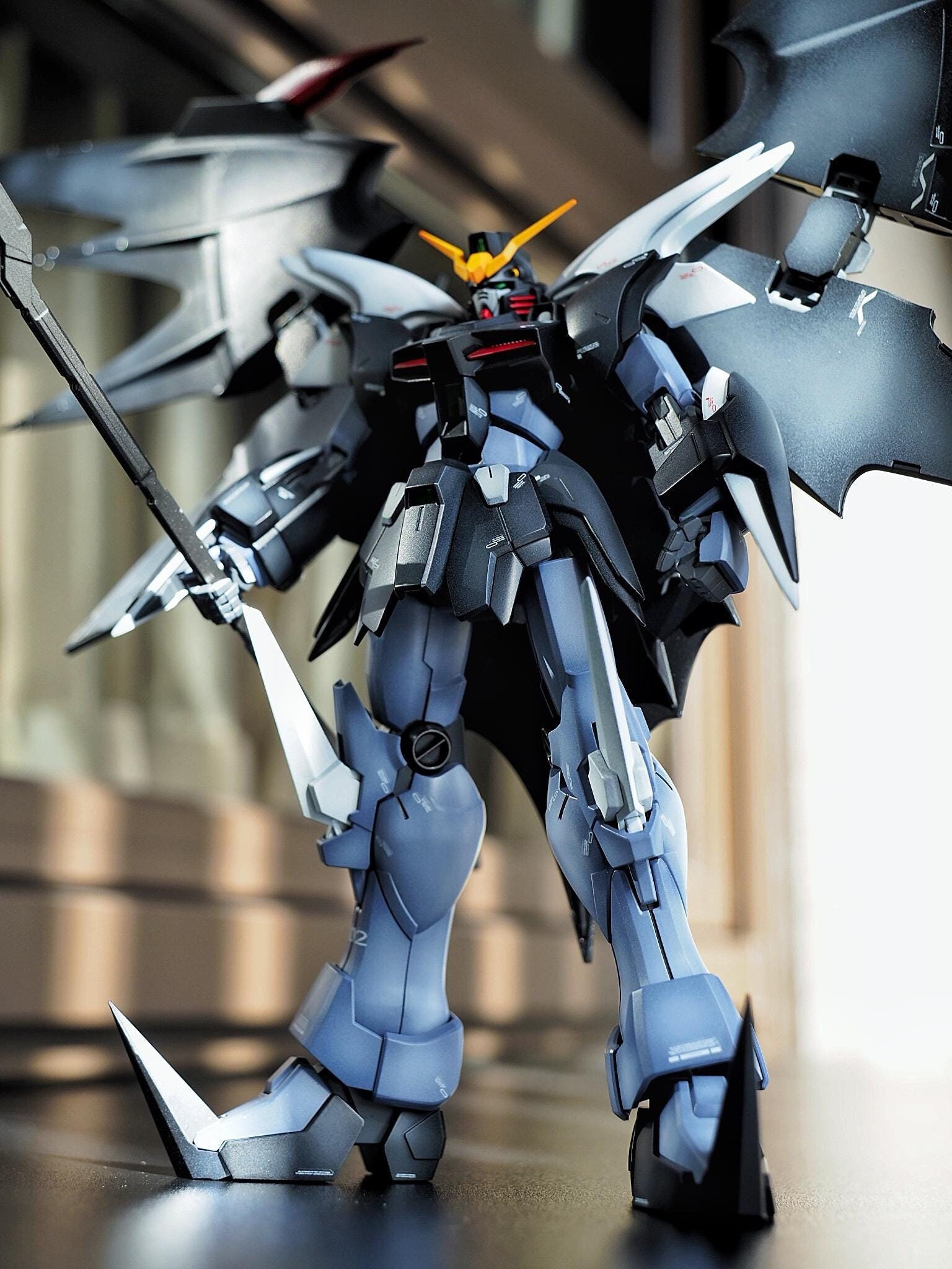 Bandai MG 1/100 Bandai MG 1/100