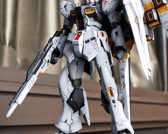 塗装済みバンダイ RG 1/144 「νガンダム」 - Etsy 日本