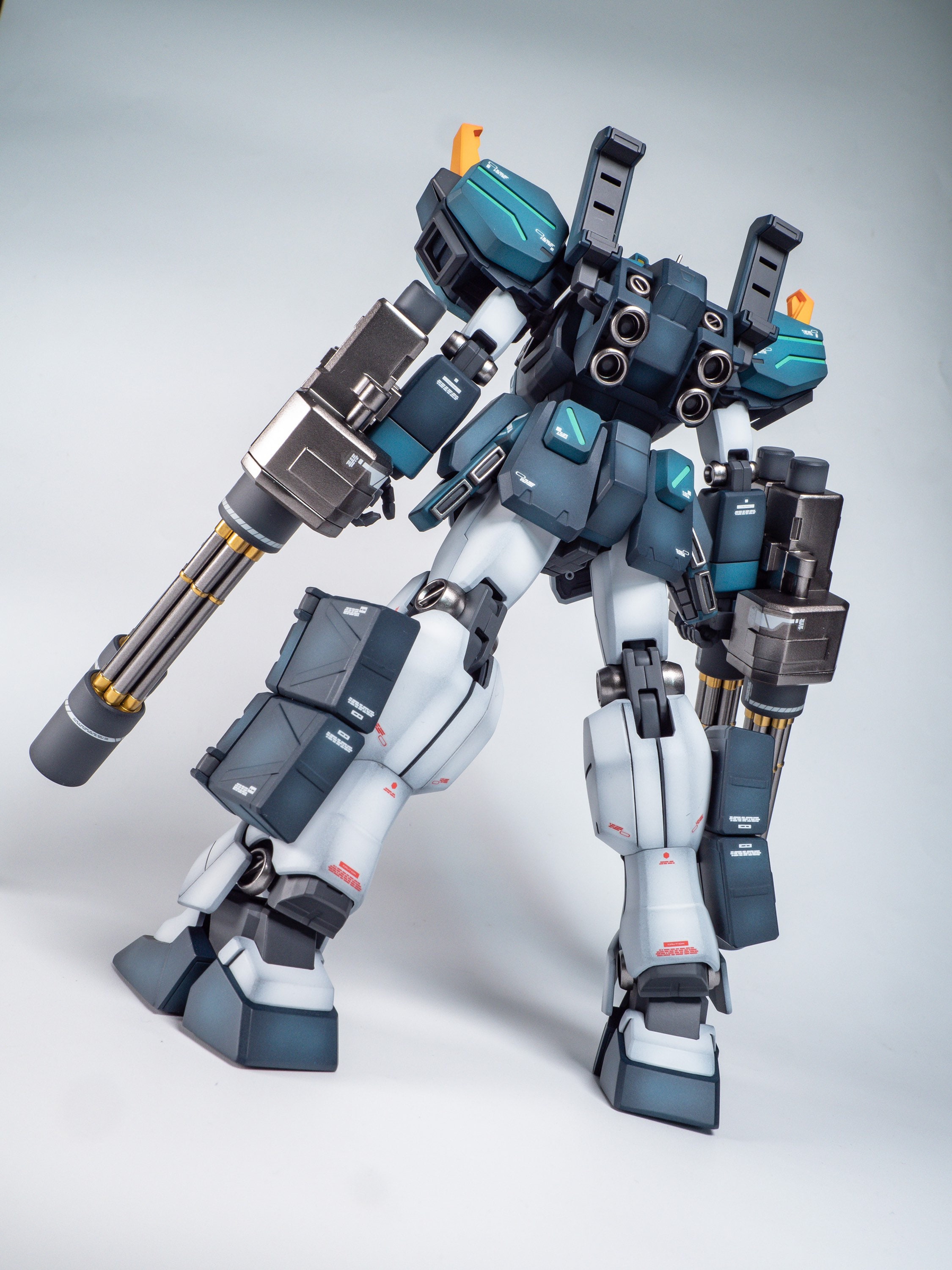 MG 1/100 ガンダムヘビーアームズ改 EW 【再販】【3次