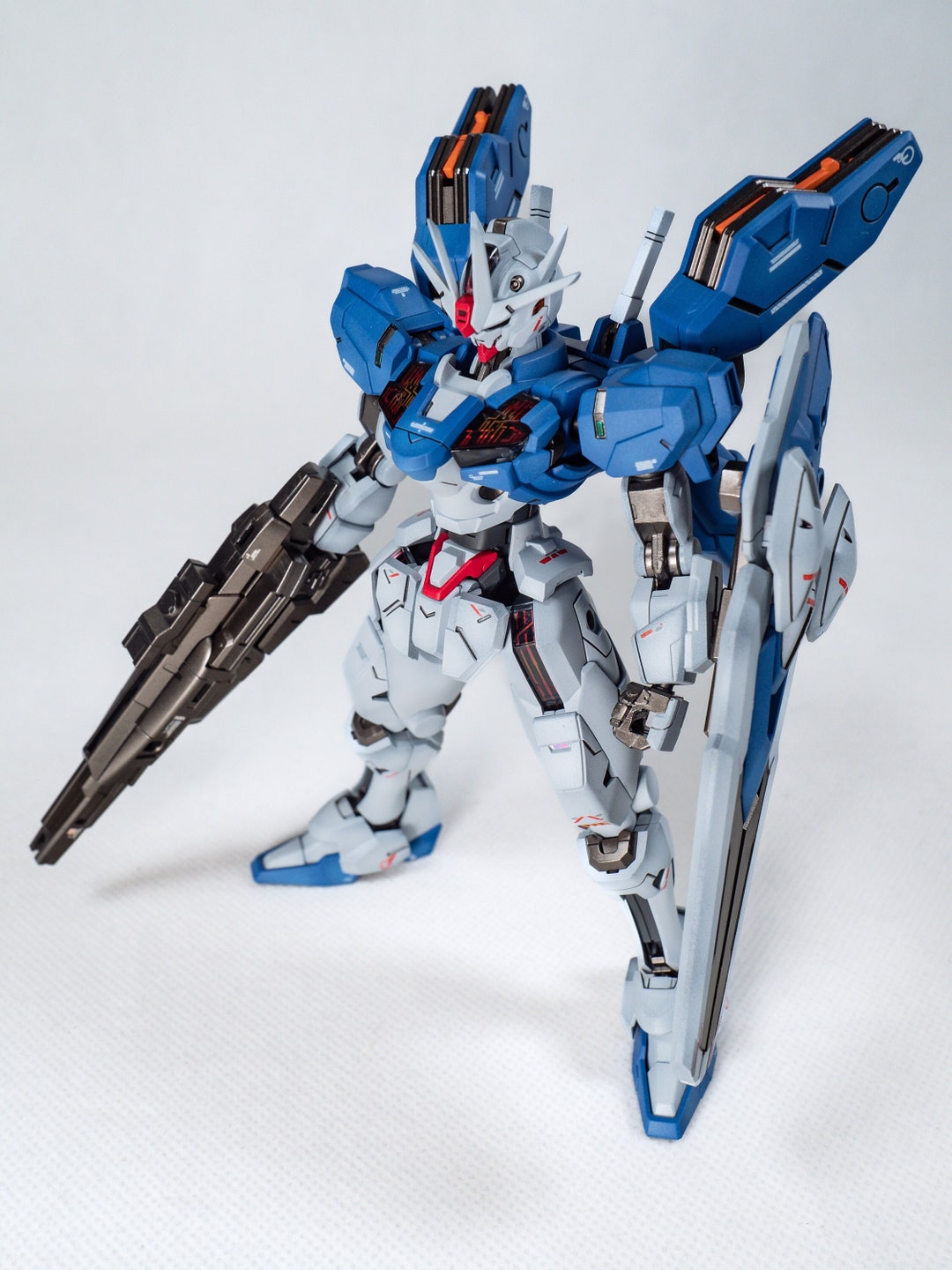 塗装済みバンダイHG 1/144「ガンダム エアリアル リビルド」 - Etsy 日本