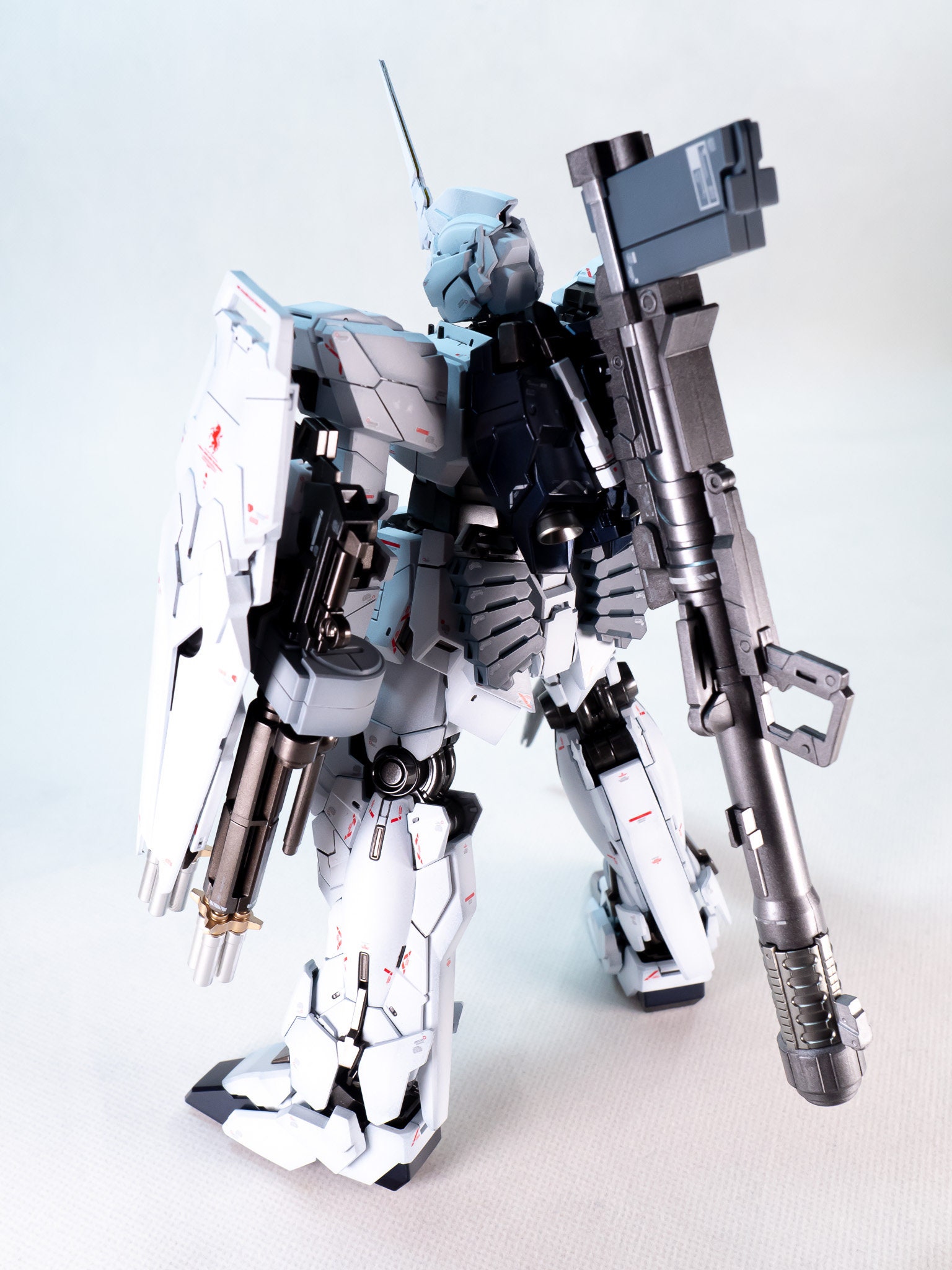 Amazon.com: Bandai Hobby - Gundam Unicorn - Unicorn Gundam