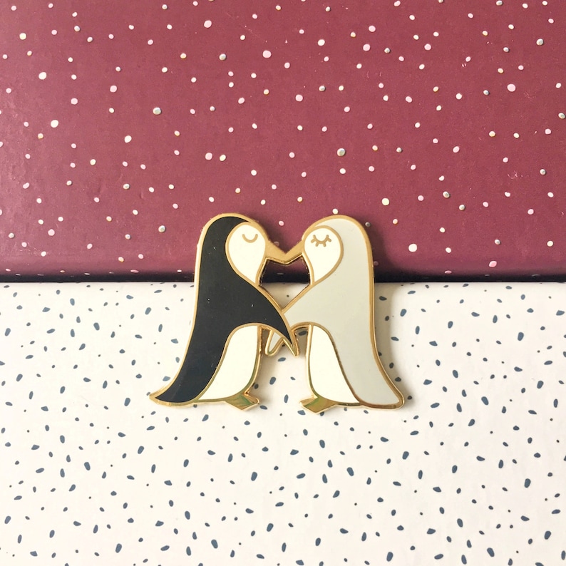 Penguin Couple Lapel Pin Hard Enamel, Gold Plated, Love Brooche, Animal Pin, Wedding Pin, valentine, valentines day, valentinepin image 2