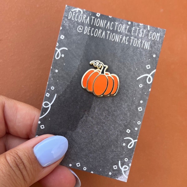 Pomarańczowa dynia emaille pin//Harde emaille pin vergulde odznaka broche, Halloween pompoen, pompoen pin, Halloween pin, Assepoester pompoen